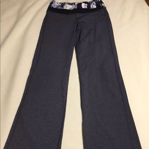 Lululemon Astro pants gray shibori boot cut yoga